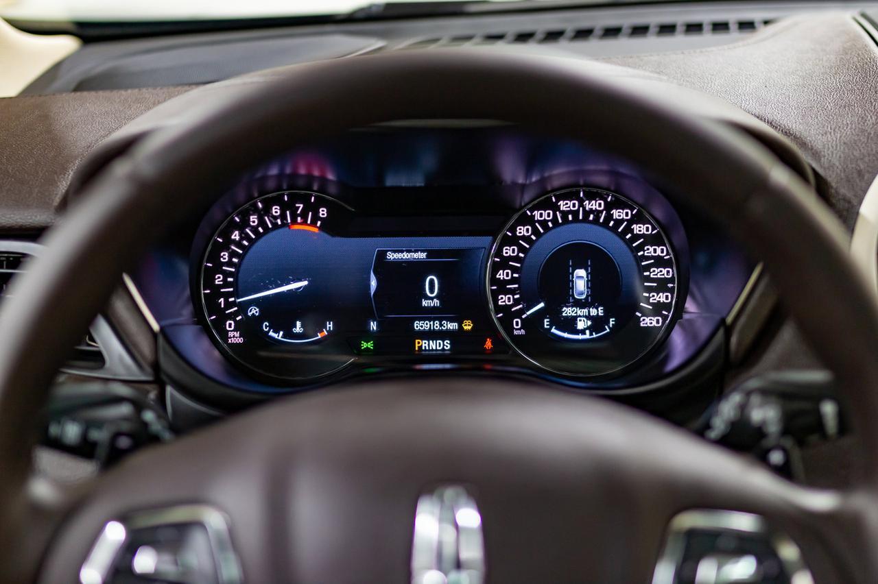 2017 Lincoln MKC AWD  Reserve Leather Roof Nav Red Deer AB