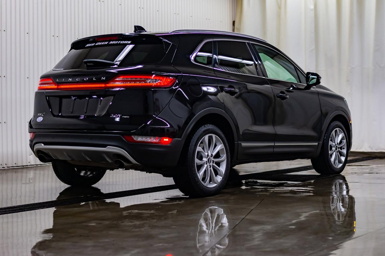 2017 Lincoln MKC AWD  Reserve Leather Roof Nav Red Deer AB