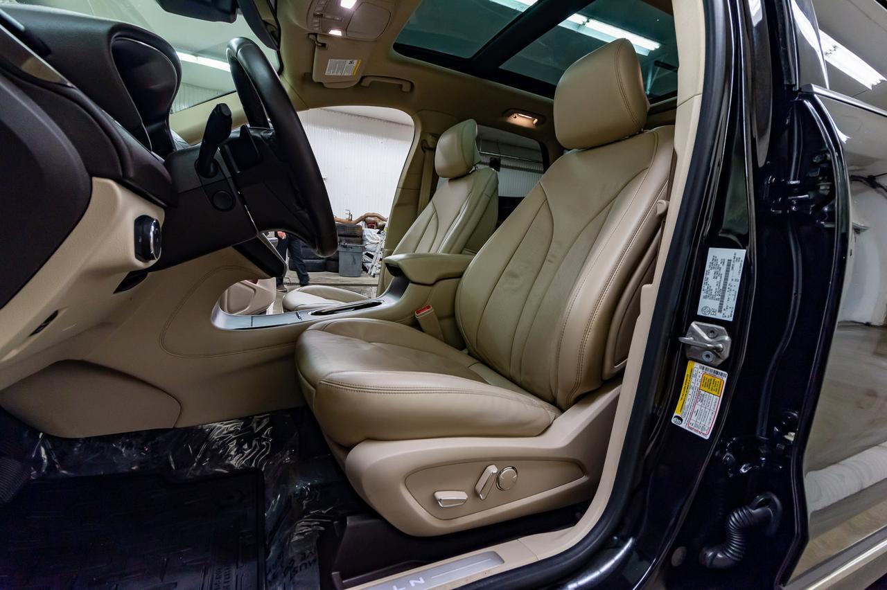 2017 Lincoln MKC AWD  Reserve Leather Roof Nav Red Deer AB