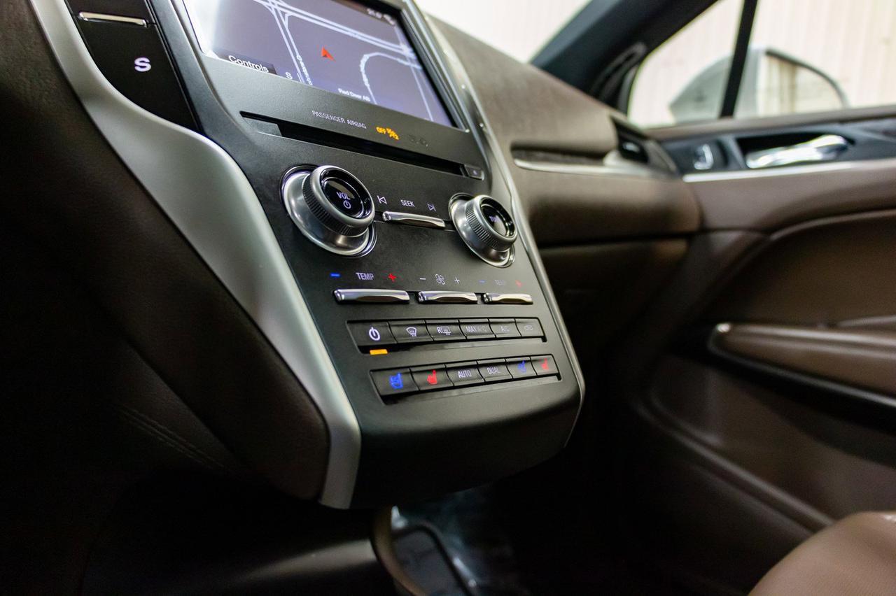 2017 Lincoln MKC AWD Reserve Leather Roof Nav Red Deer AB