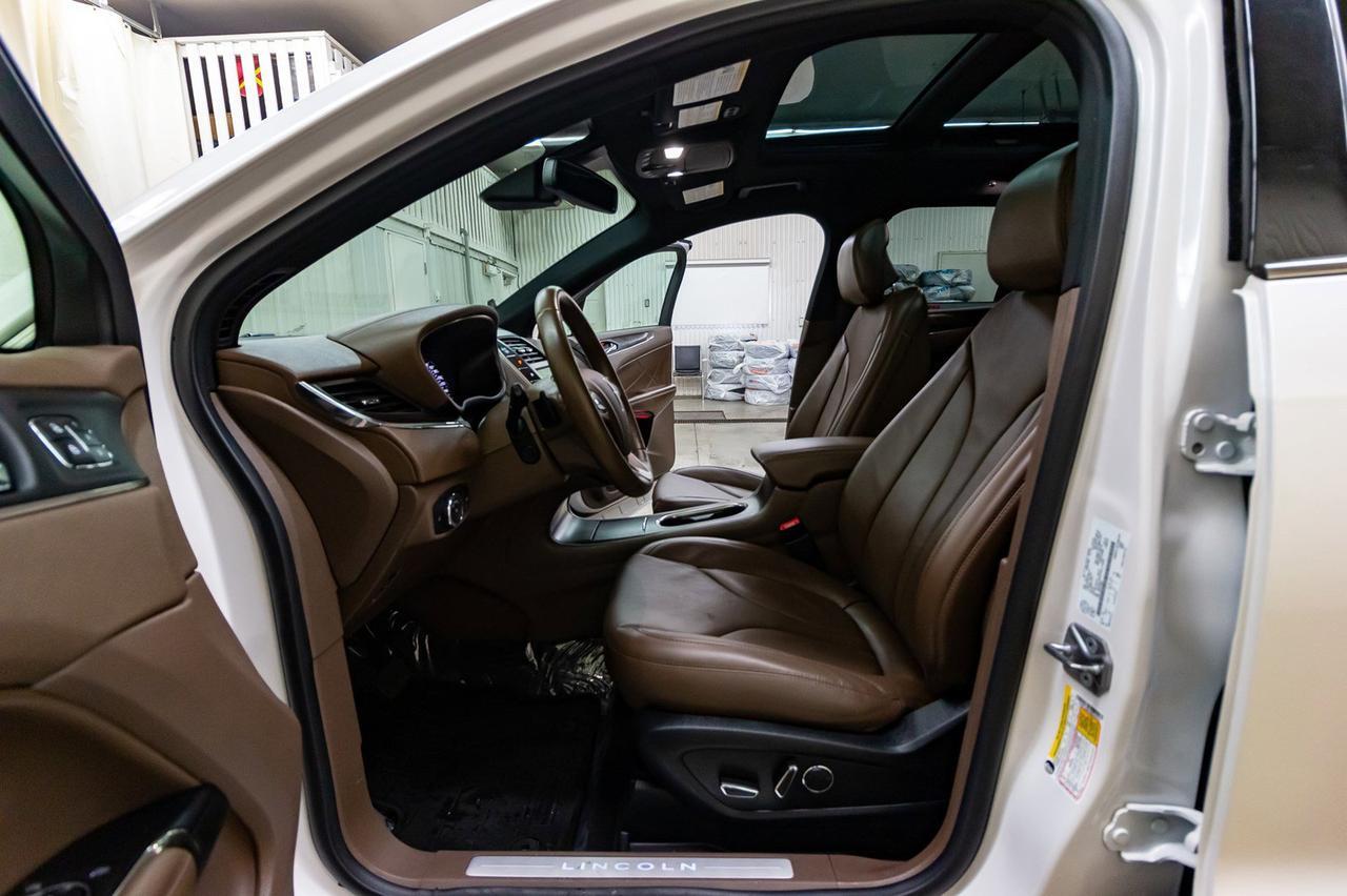 2017 Lincoln MKC AWD Reserve Leather Roof Nav Red Deer AB