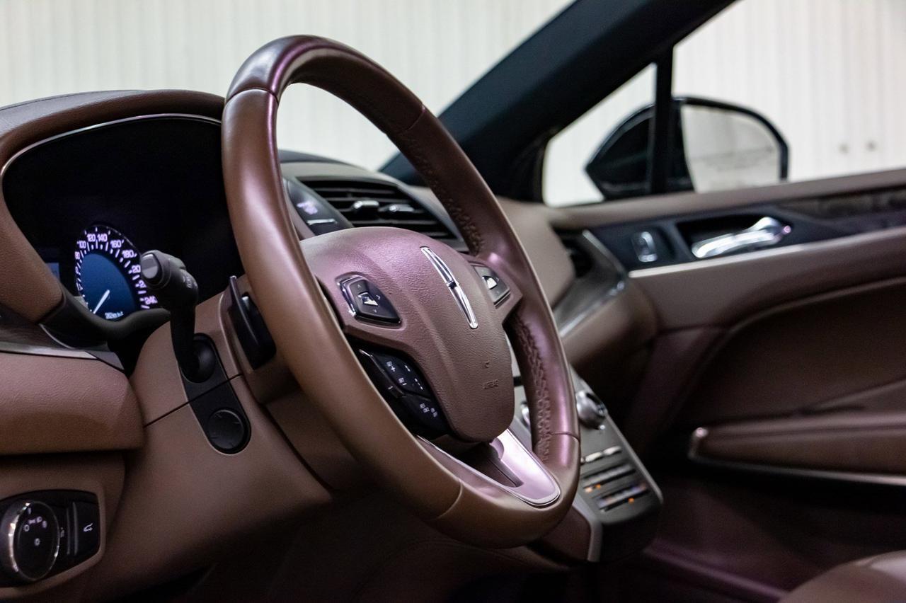 2017 Lincoln MKC AWD Reserve Leather Roof Nav Red Deer AB