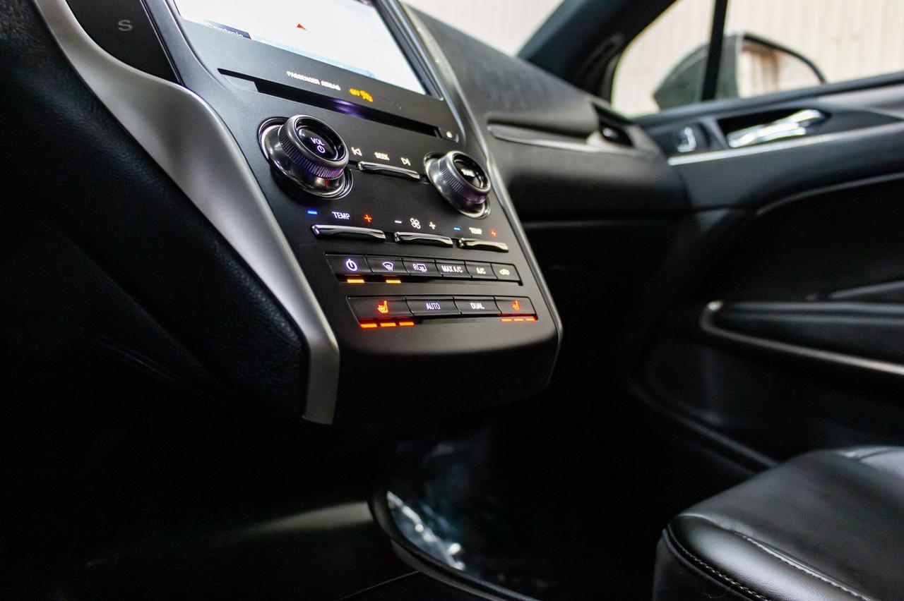 2017 Lincoln MKC AWD Select Leather Nav BCam Red Deer AB