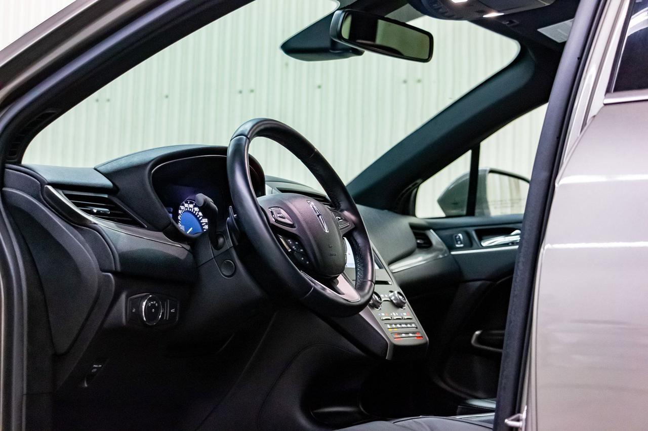 2017 Lincoln MKC AWD Select Leather Nav BCam Red Deer AB