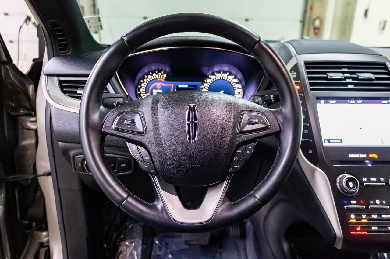 2017 Lincoln MKC AWD Select Leather Nav BCam Red Deer AB