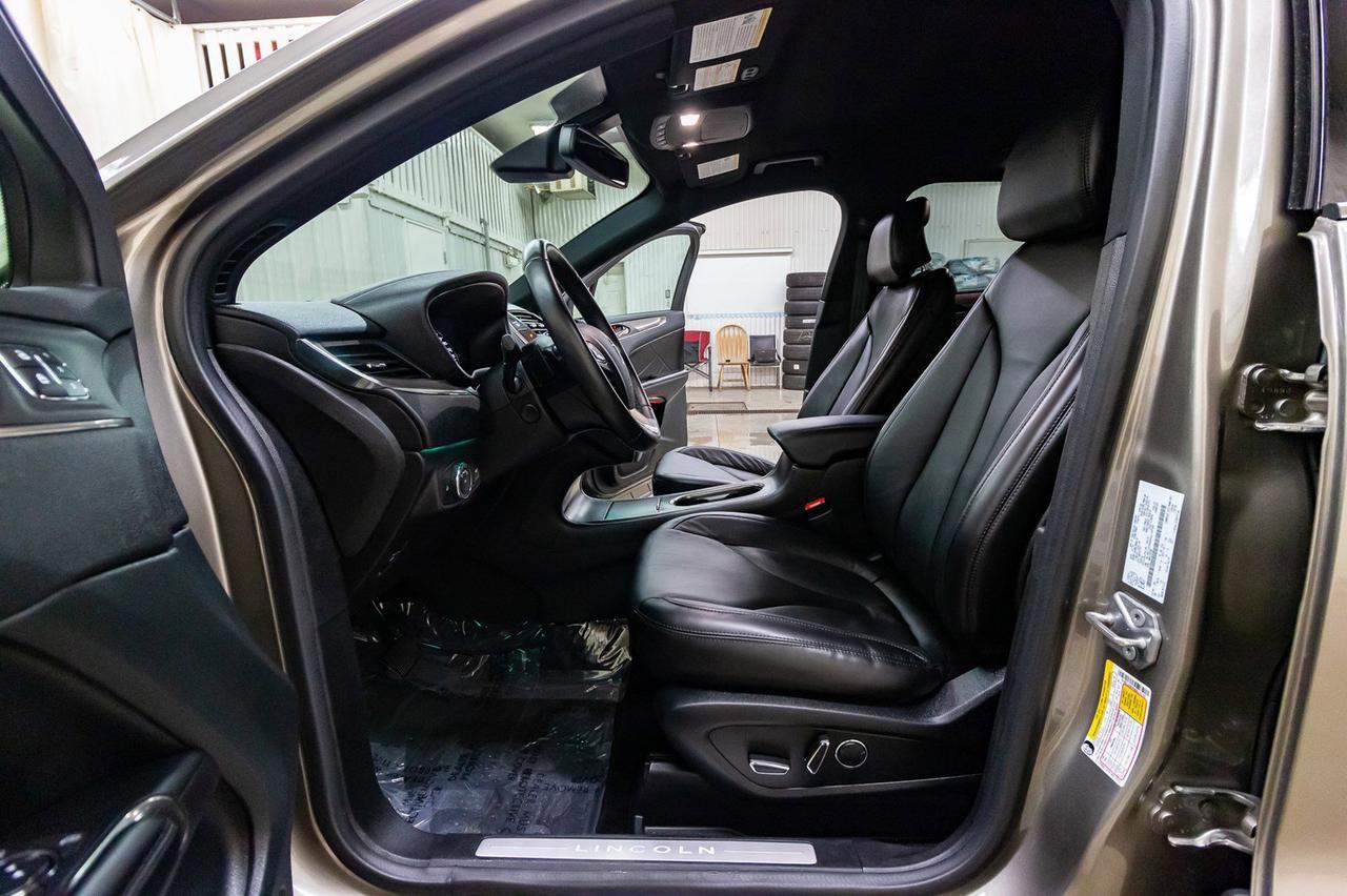 2017 Lincoln MKC AWD Select Leather Nav BCam Red Deer AB