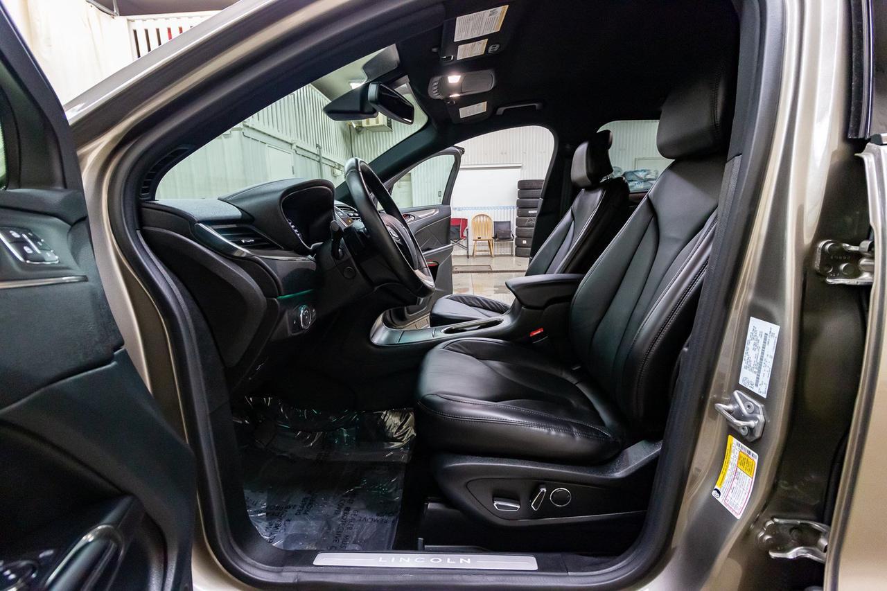 2017 Lincoln MKC AWD Select Leather Nav BCam Red Deer AB