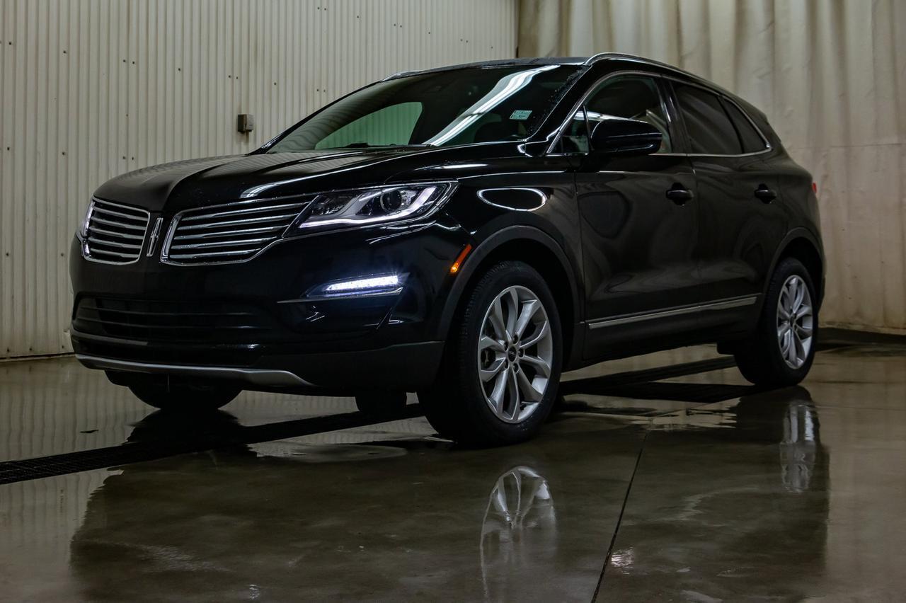 2017 Lincoln MKC AWD Select Leather Roof Nav BCam Red Deer AB