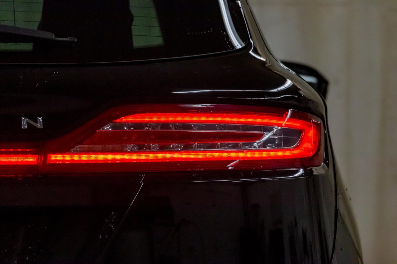 2017 Lincoln MKC AWD Select Leather Roof Nav BCam Red Deer AB