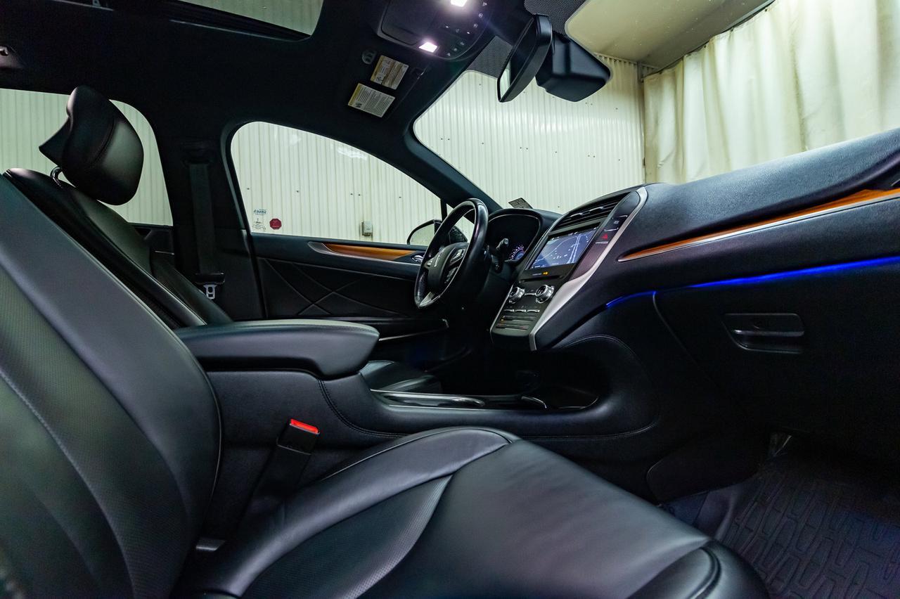 2017 Lincoln MKC AWD Select Leather Roof Nav BCam Red Deer AB