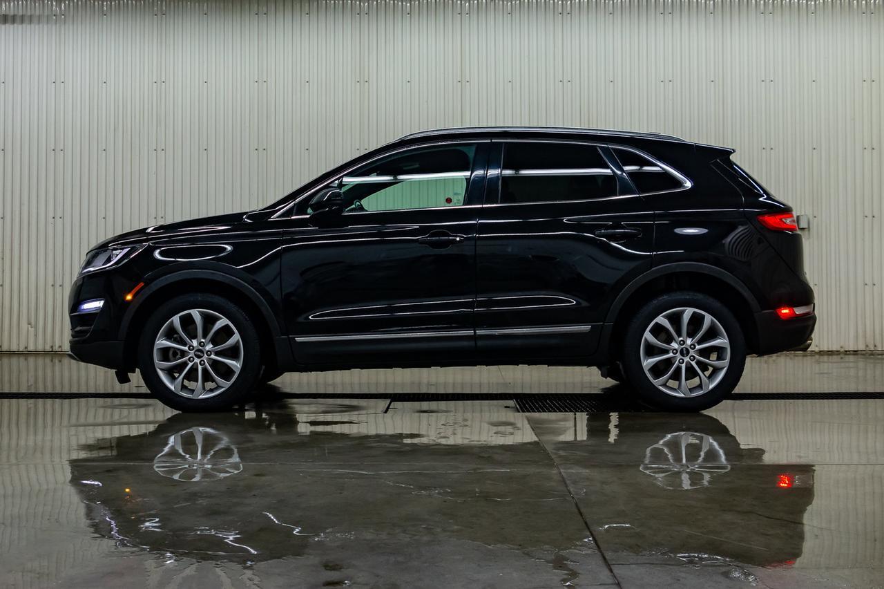 2017 Lincoln MKC AWD Select Leather Roof Nav BCam Red Deer AB