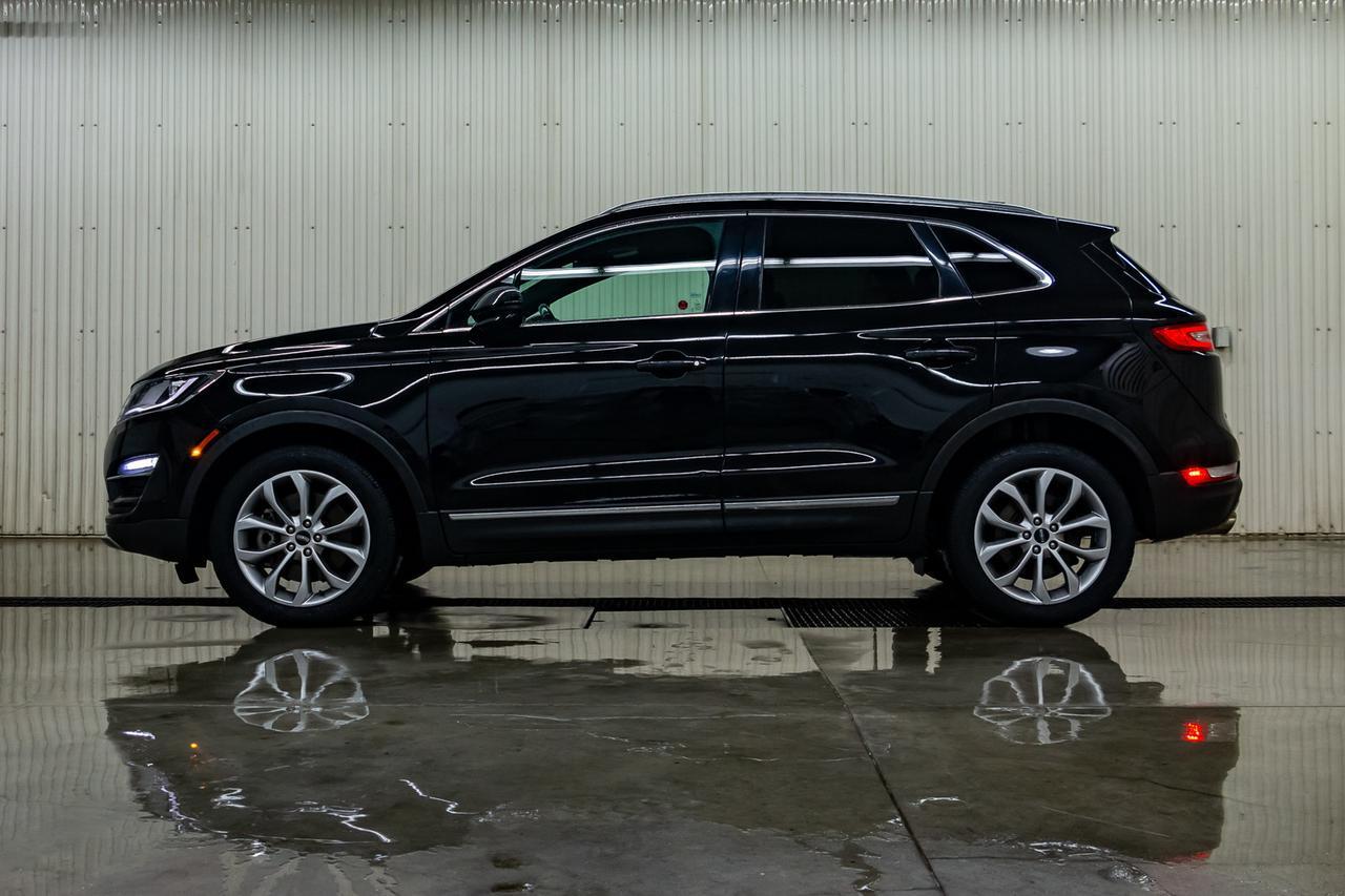 2017 Lincoln MKC AWD Select Leather Roof Nav BCam Red Deer AB