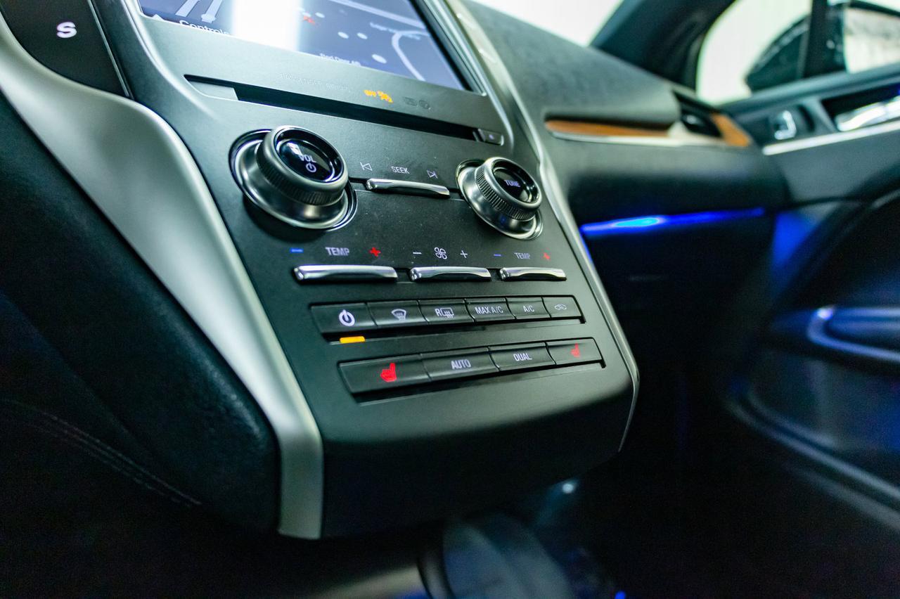 2017 Lincoln MKC AWD Select Leather Roof Nav BCam Red Deer AB