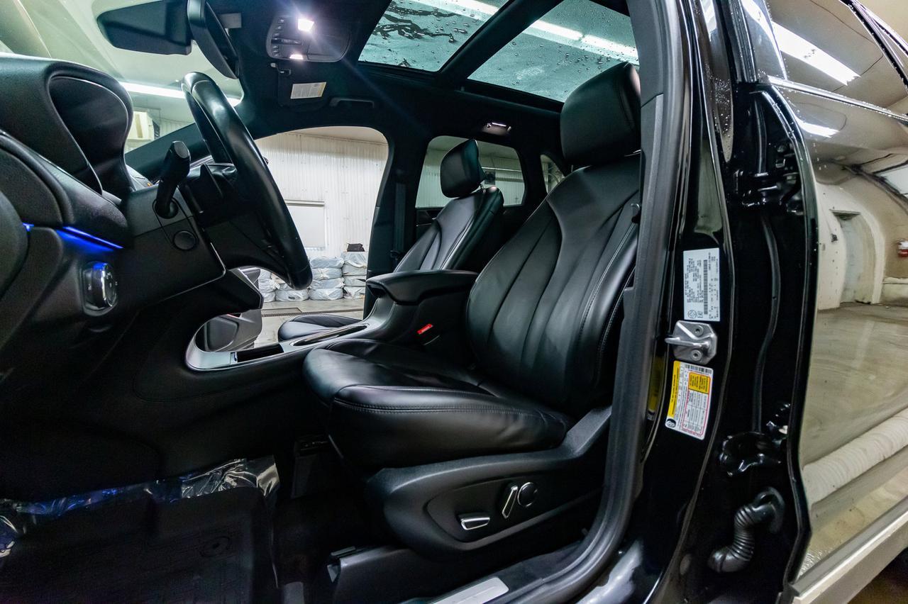 2017 Lincoln MKC AWD Select Leather Roof Nav BCam Red Deer AB