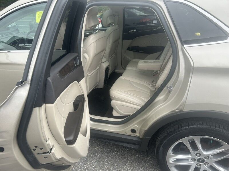 2017 Lincoln MKC Reserve - VERY CLEAN - LOW MILES Webster MA