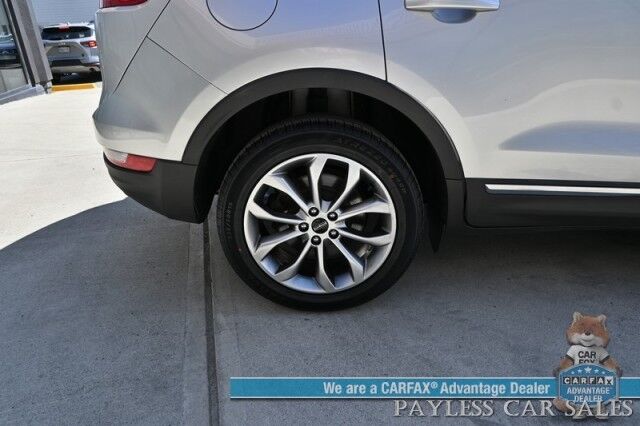 2017 Lincoln MKC Select / AWD / Auto Start / Power & Heated Leather Seats / Navigation / Panoramic Sunroof / Blind Spot Alert / Bluetooth / USB Input / Back Up Camera / Power Liftgate / 25 MPG Anchorage AK