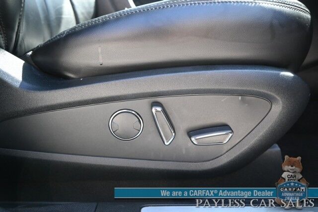 2017 Lincoln MKC Select / AWD / Auto Start / Power & Heated Leather Seats / Navigation / Panoramic Sunroof / Blind Spot Alert / Bluetooth / USB Input / Back Up Camera / Power Liftgate / 25 MPG Anchorage AK