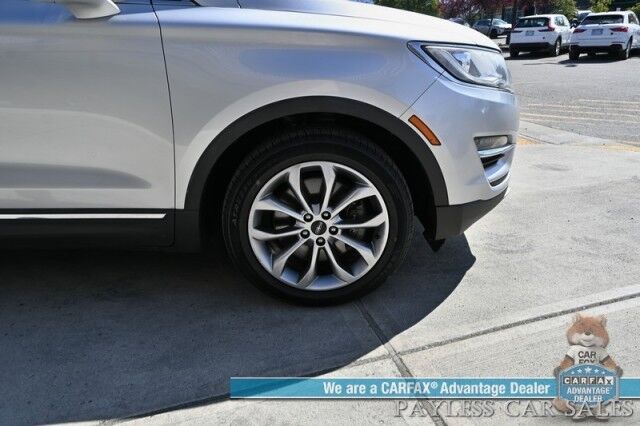2017 Lincoln MKC Select / AWD / Auto Start / Power & Heated Leather Seats / Navigation / Panoramic Sunroof / Blind Spot Alert / Bluetooth / USB Input / Back Up Camera / Power Liftgate / 25 MPG Anchorage AK