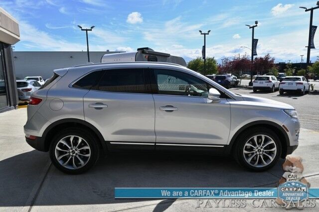 2017 Lincoln MKC Select / AWD / Auto Start / Power & Heated Leather Seats / Navigation / Panoramic Sunroof / Blind Spot Alert / Bluetooth / USB Input / Back Up Camera / Power Liftgate / 25 MPG Anchorage AK