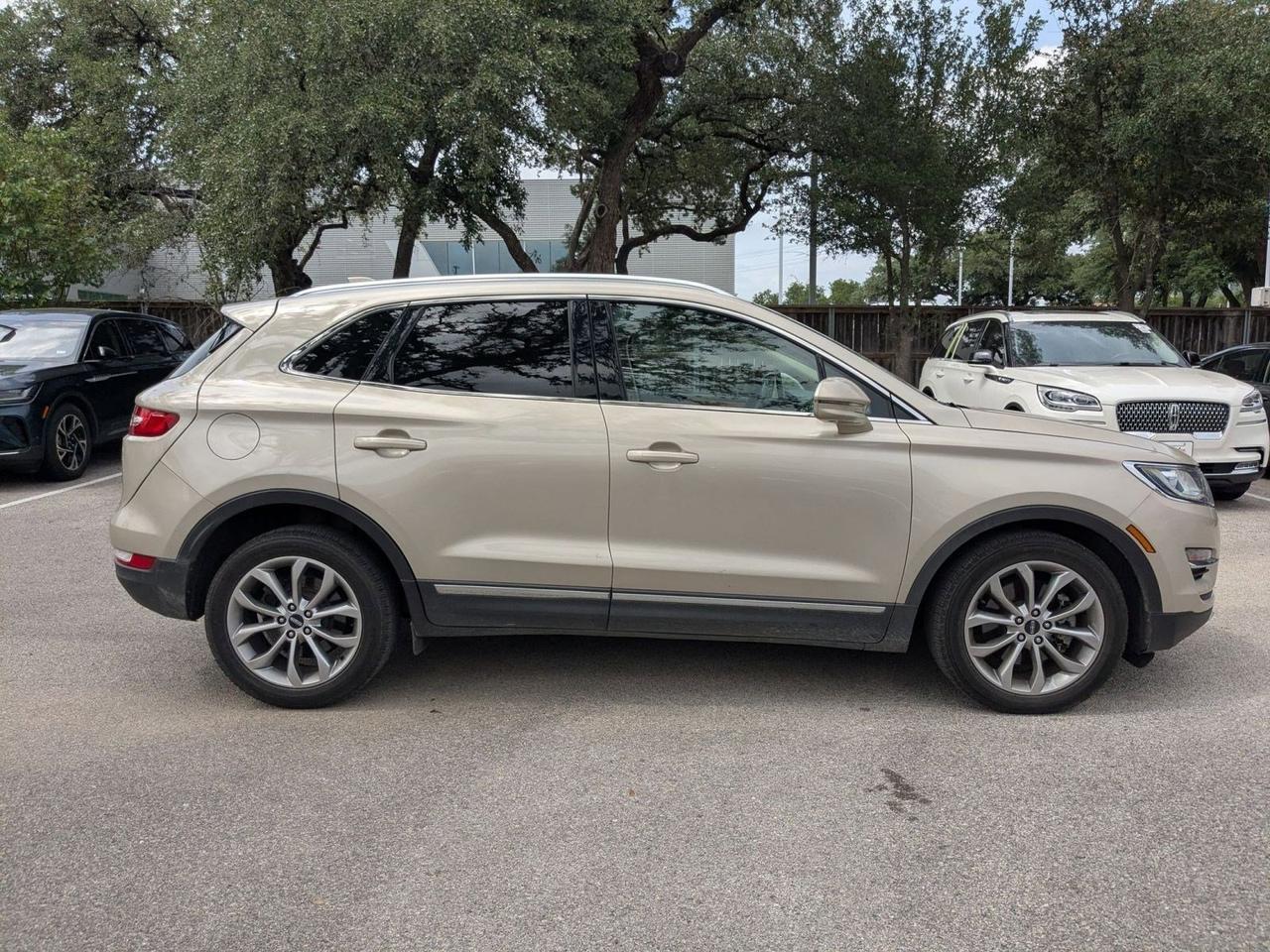 2017 Lincoln MKC Select