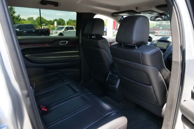 2017 Lincoln MKT AWD / Limo Package / 3.5L V6 / Navigation! High Point NC