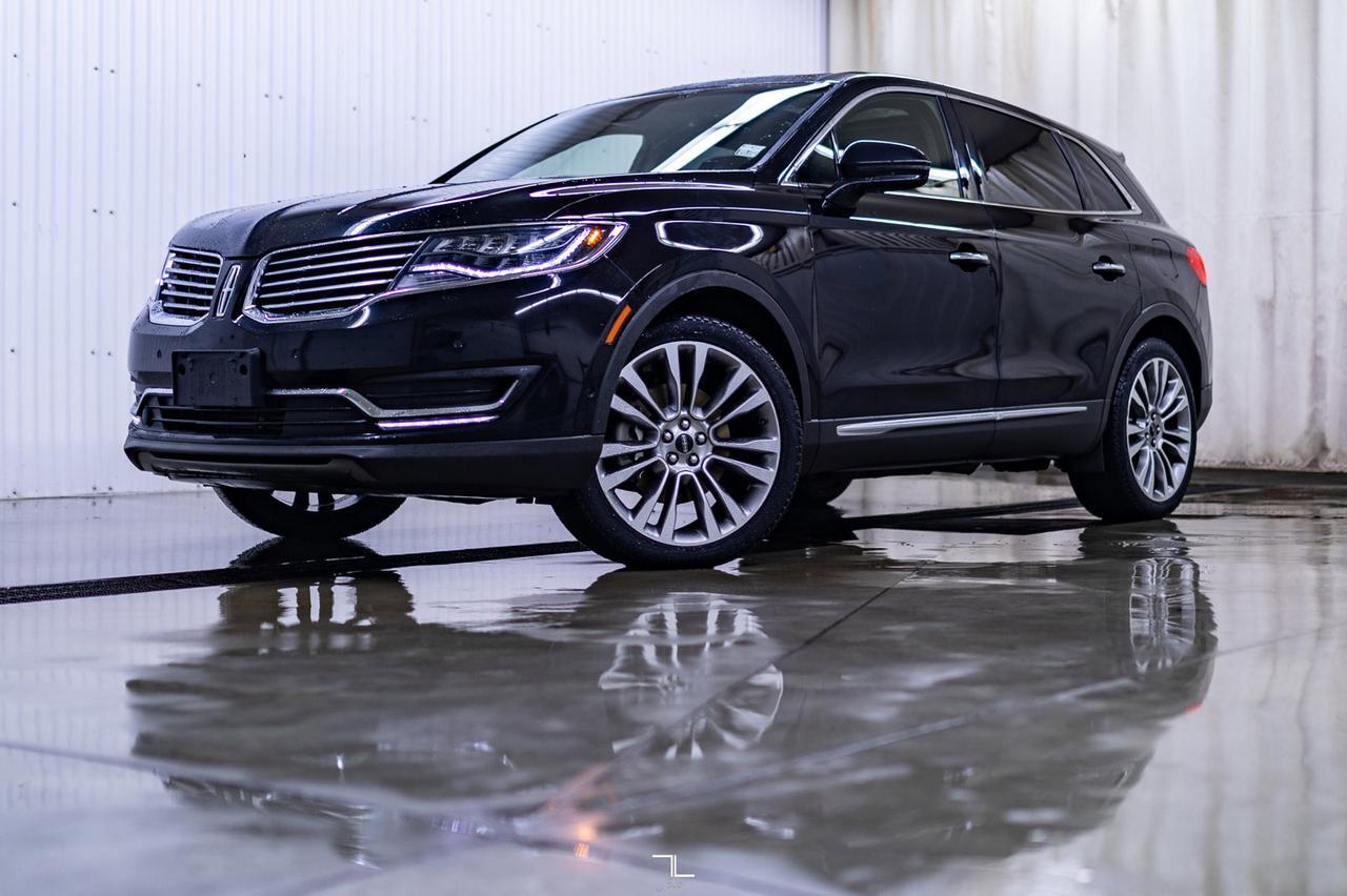 2017 Lincoln MKX AWD Reserve Leather Roof Nav BCam Red Deer AB