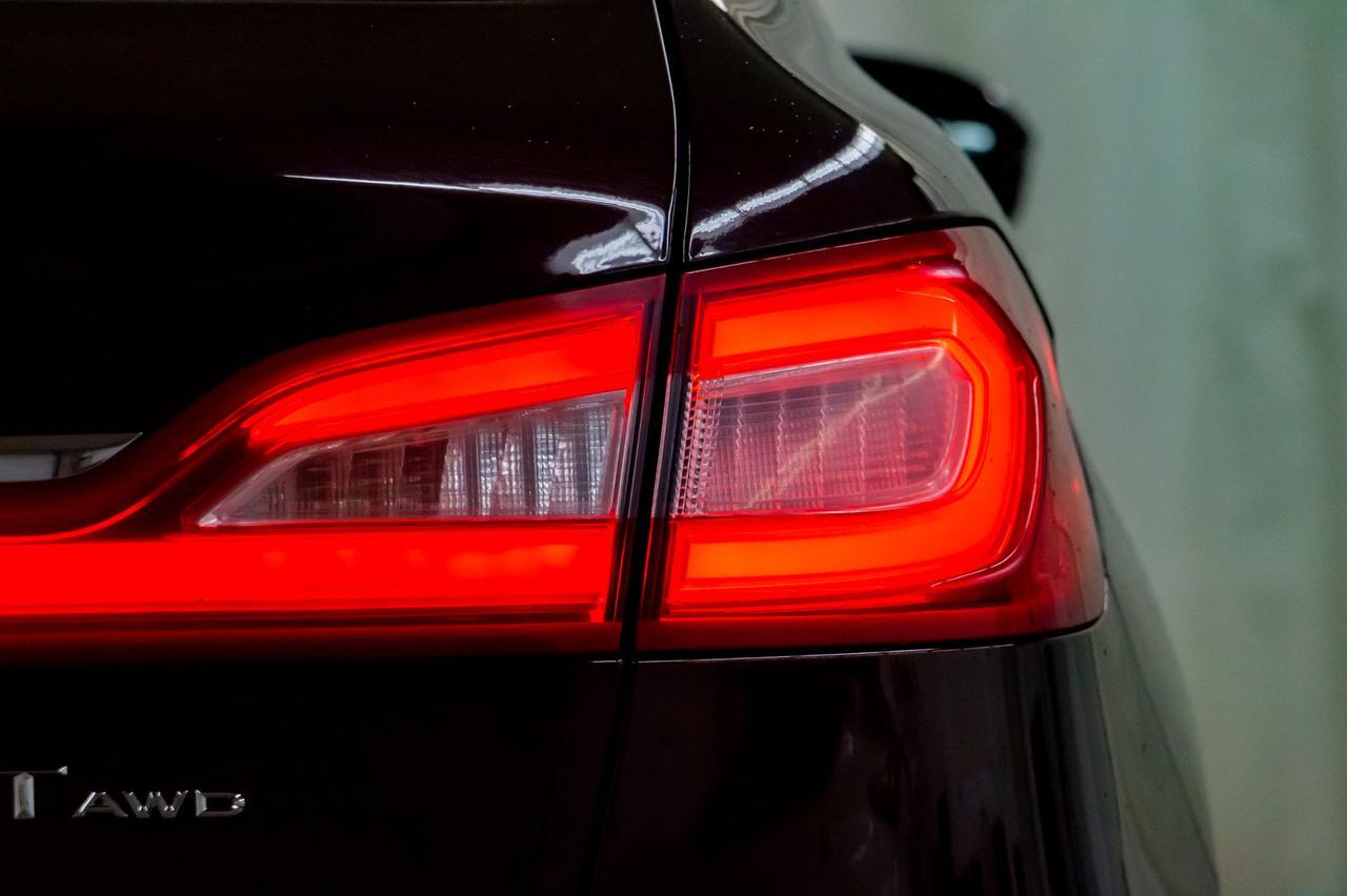 2017 Lincoln MKX AWD Reserve Leather Roof Nav BCam Red Deer AB