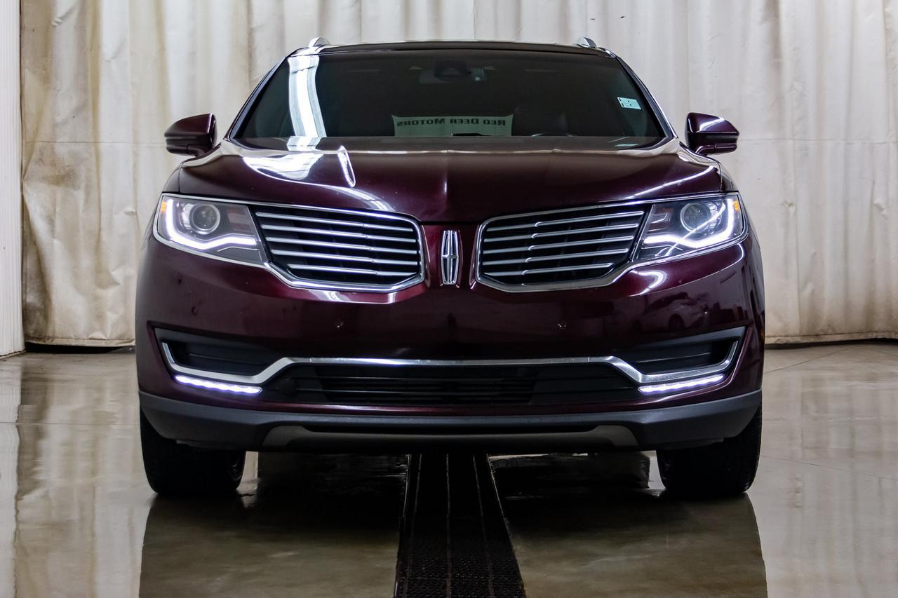 2017 Lincoln MKX AWD Reserve Leather Roof Nav BCam Red Deer AB