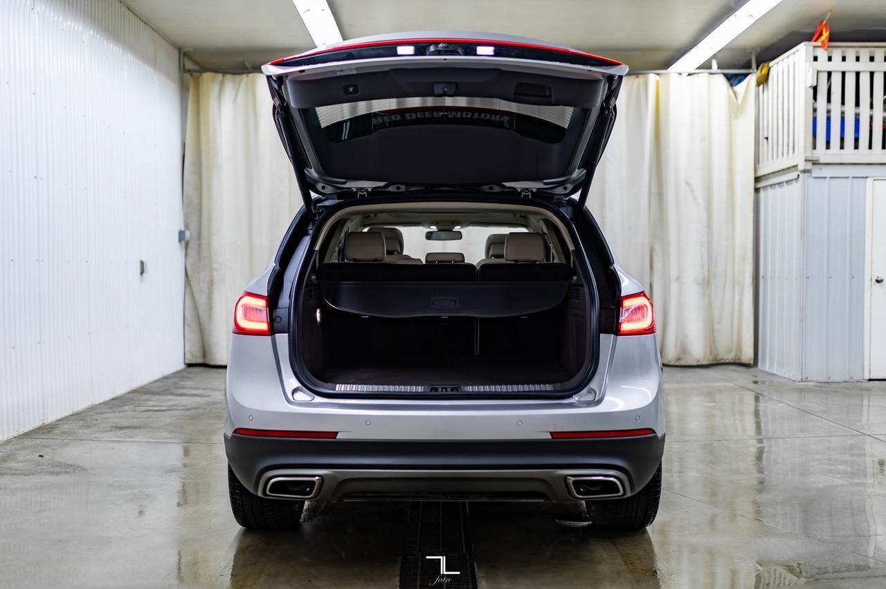 2017 Lincoln MKX AWD Reserve Leather Roof Nav BCam Red Deer AB