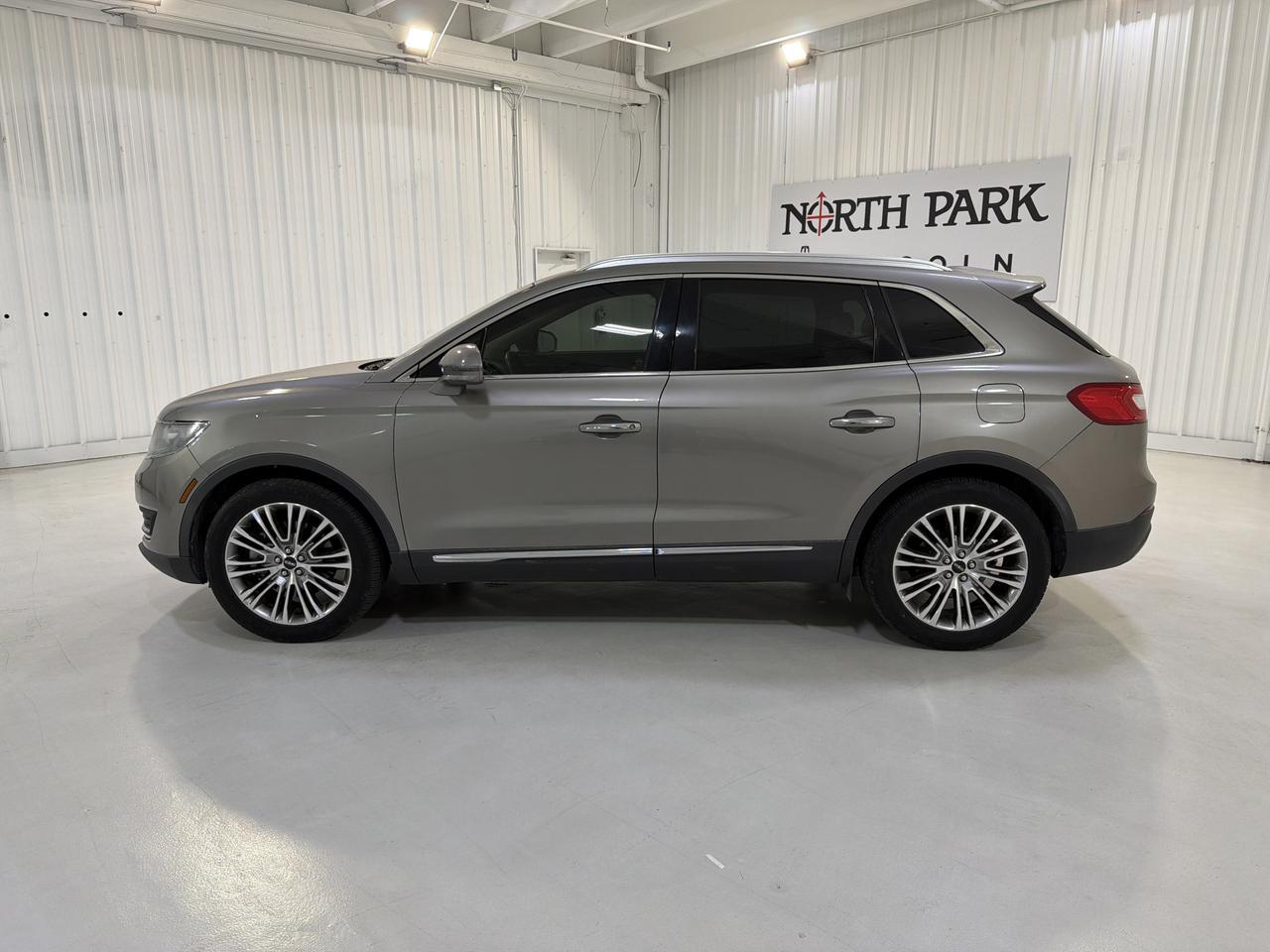 2017 Lincoln MKX Reserve