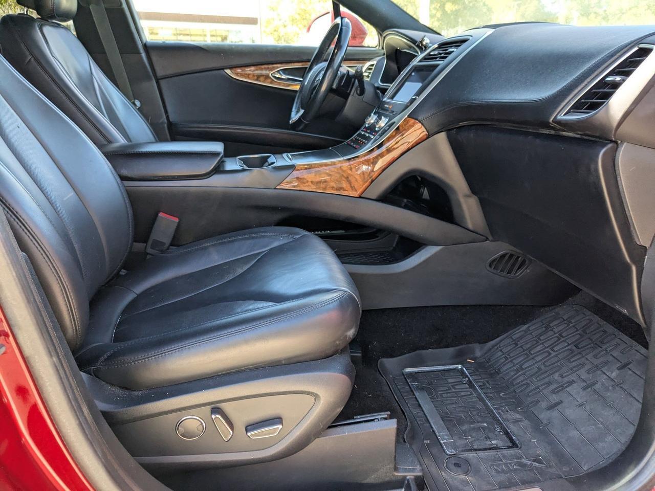 2017 Lincoln MKX Select