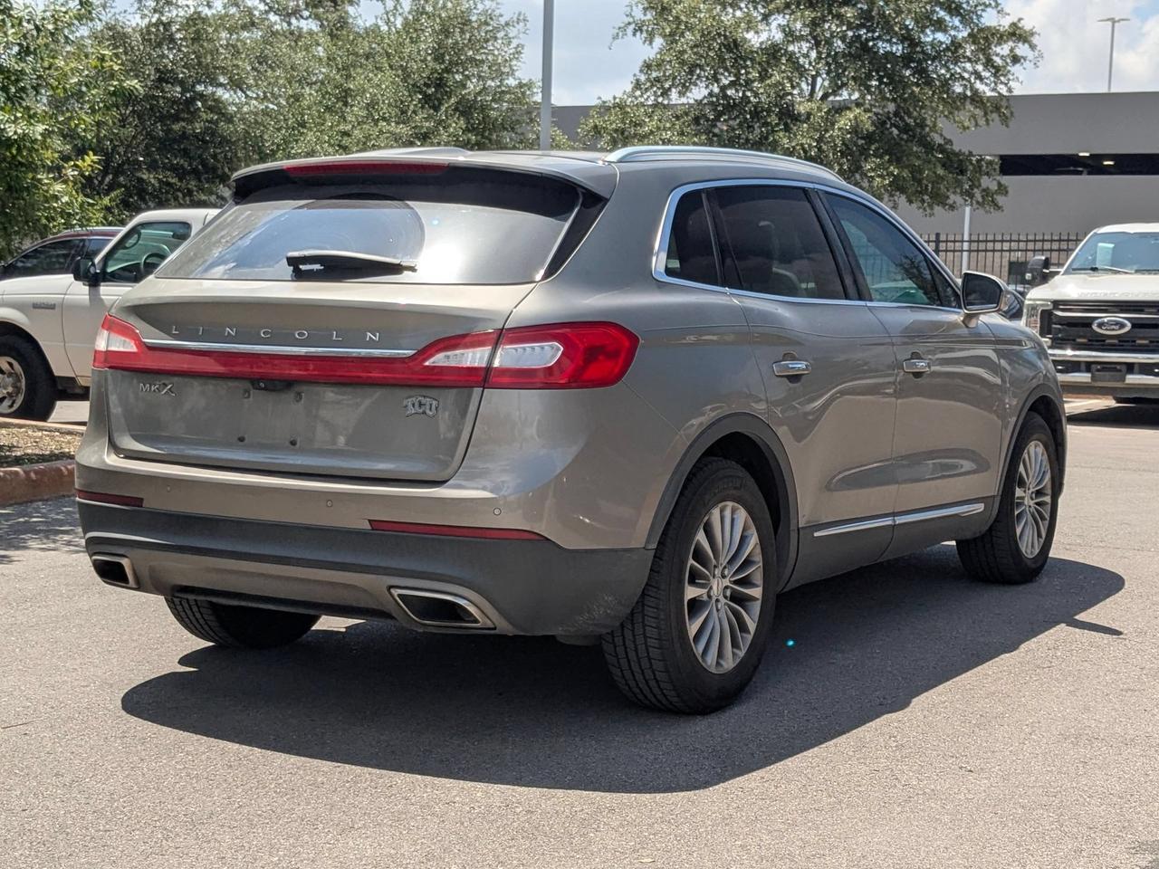 2017 Lincoln MKX Select