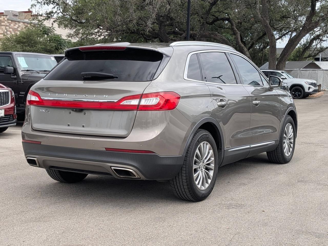 2017 Lincoln MKX Select