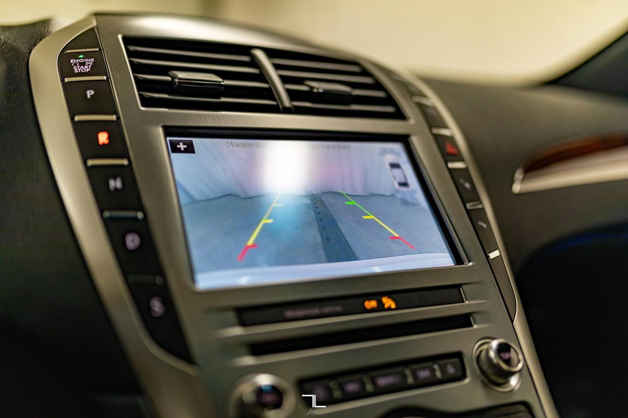 2017 Lincoln MKZ AWD Reserve Leather Roof Nav BCam Red Deer AB