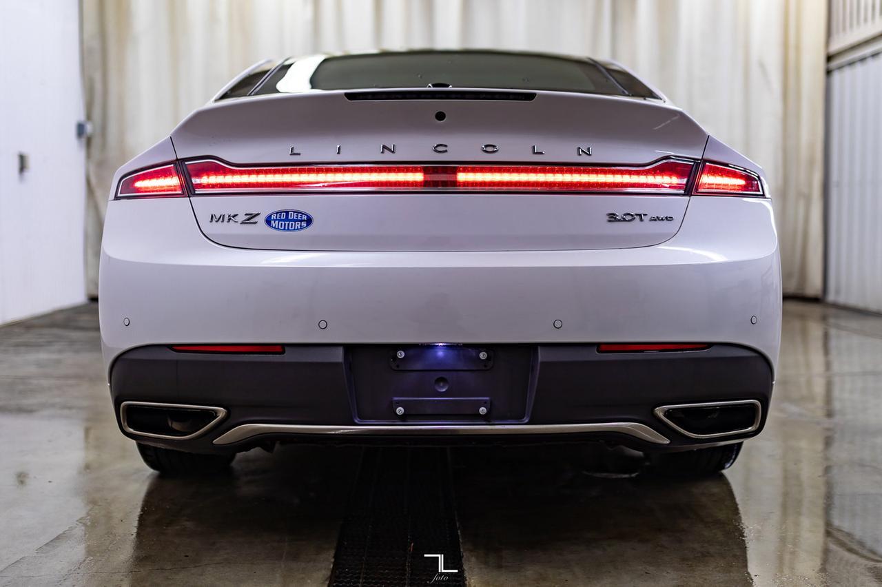 2017 Lincoln MKZ AWD Reserve Leather Roof Nav BCam Red Deer AB