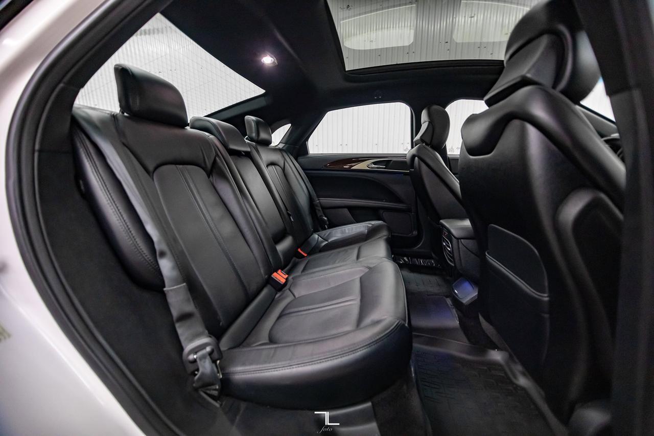 2017 Lincoln MKZ AWD Reserve Leather Roof Nav BCam Red Deer AB
