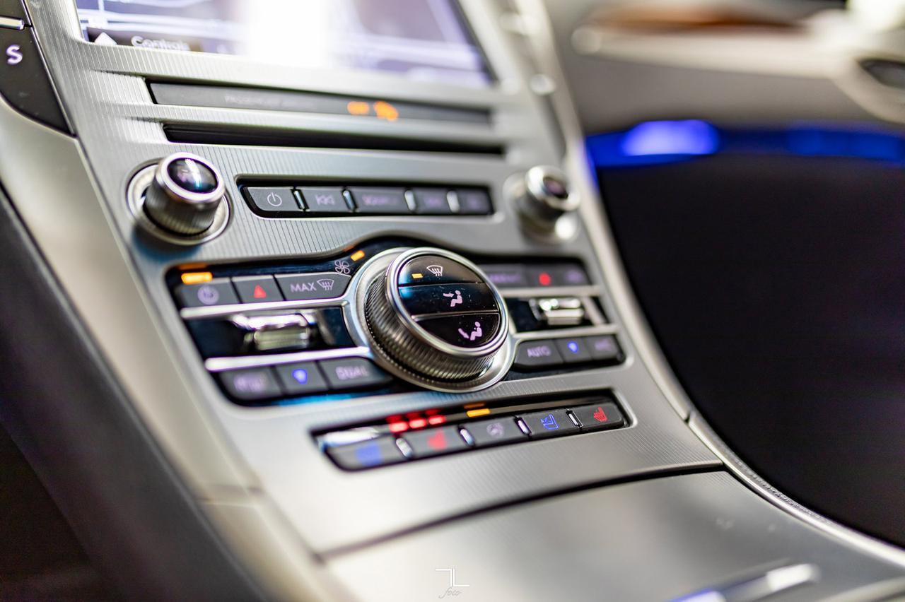 2017 Lincoln MKZ AWD Reserve Leather Roof Nav BCam Red Deer AB