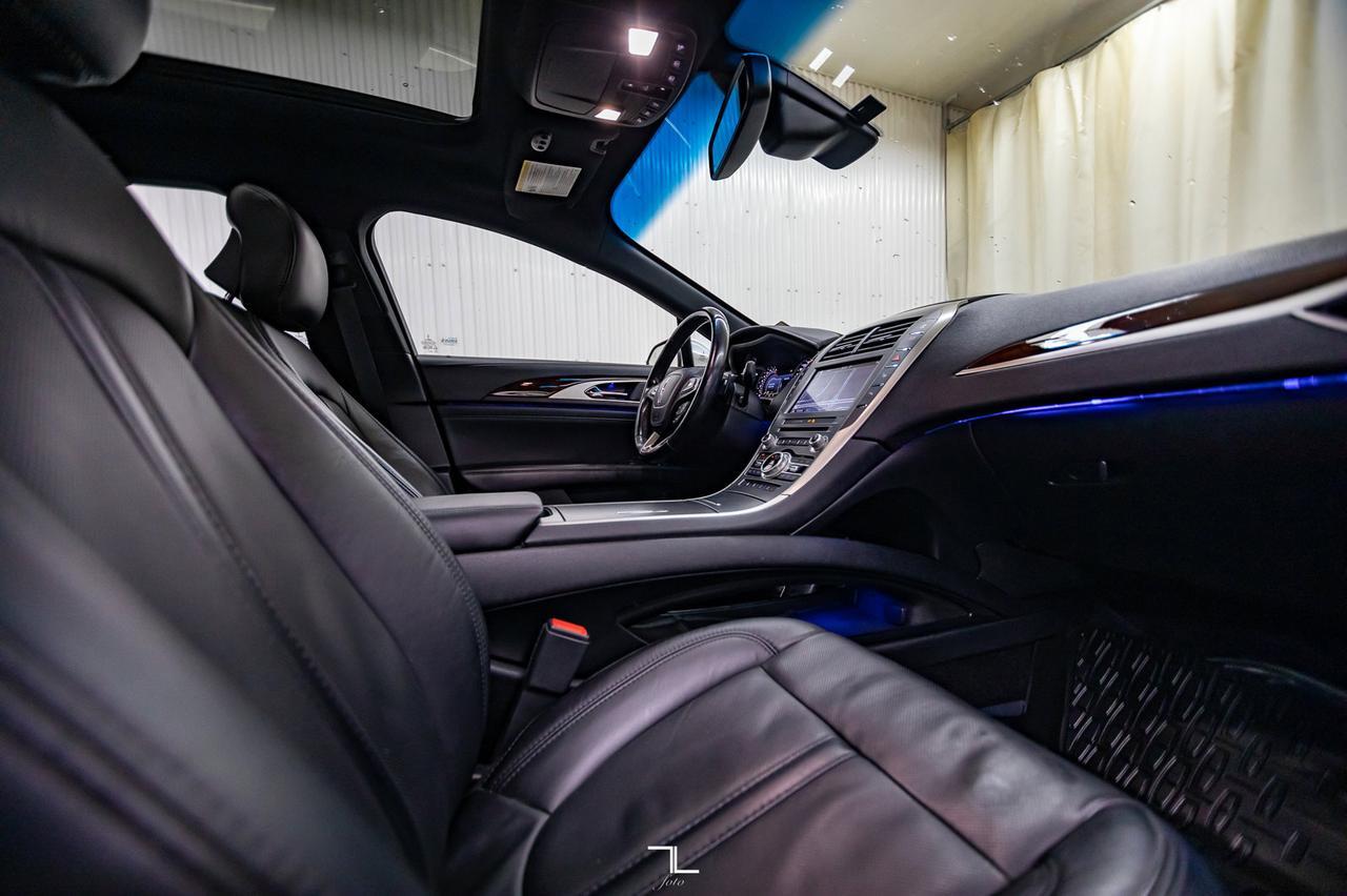 2017 Lincoln MKZ AWD Reserve Leather Roof Nav BCam Red Deer AB