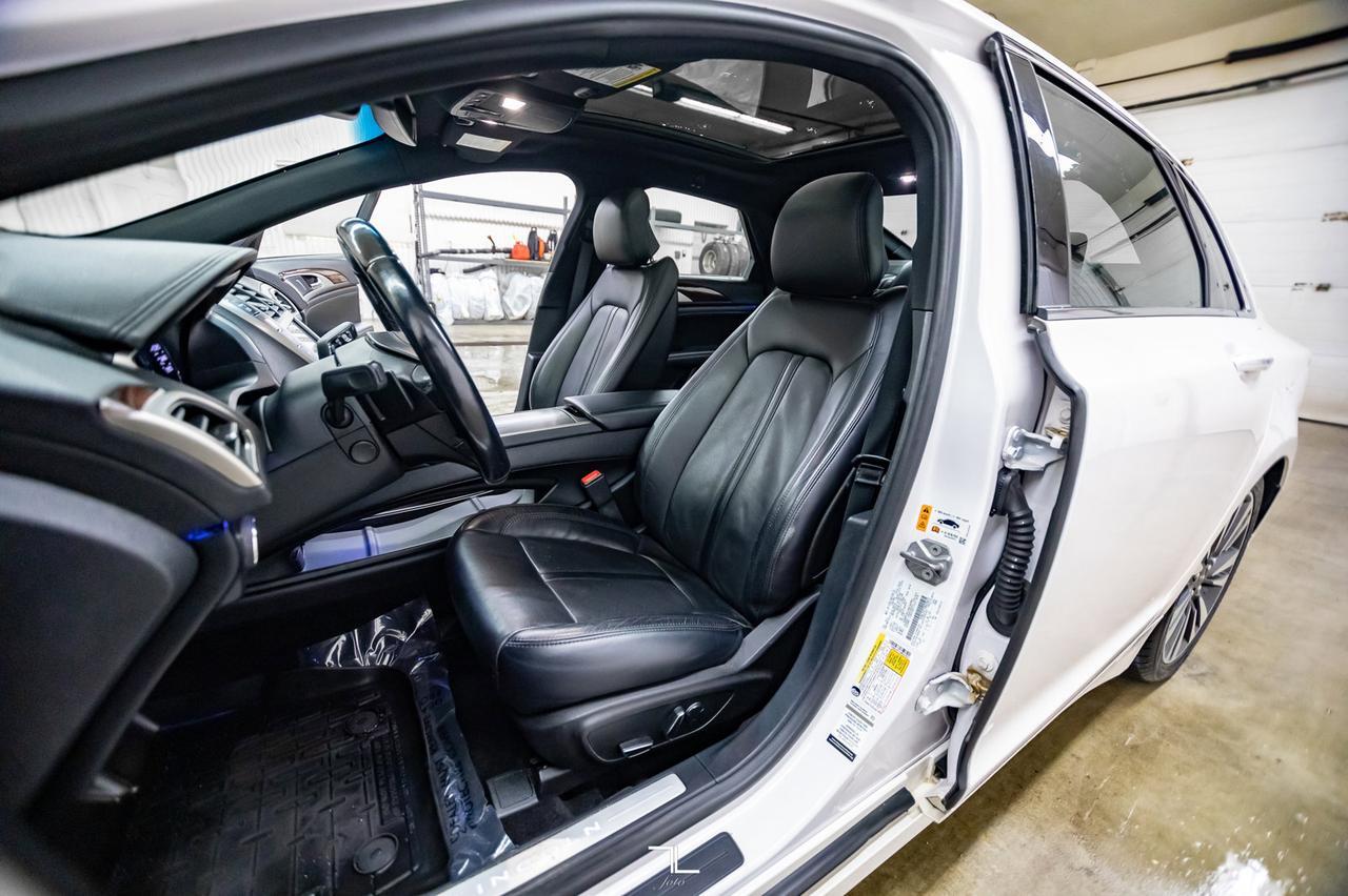 2017 Lincoln MKZ AWD Reserve Leather Roof Nav BCam Red Deer AB