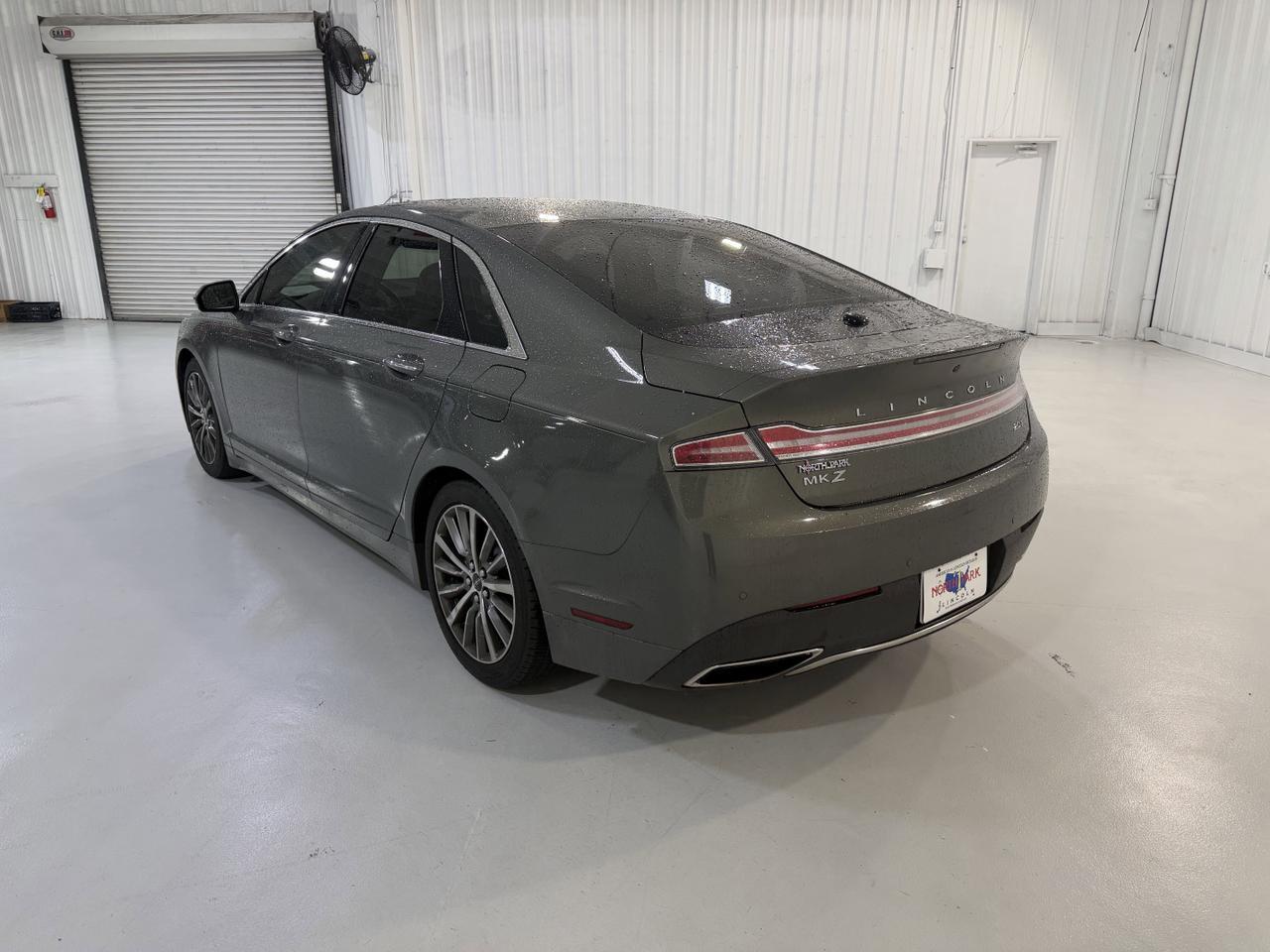 2017 Lincoln MKZ Select
