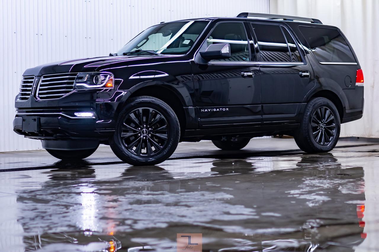 2017 Lincoln Navigator AWD Select Leather Roof Nav BCam Red Deer AB