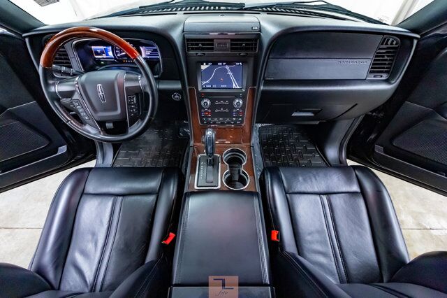 2017 Lincoln Navigator AWD Select Leather Roof Nav BCam Red Deer AB