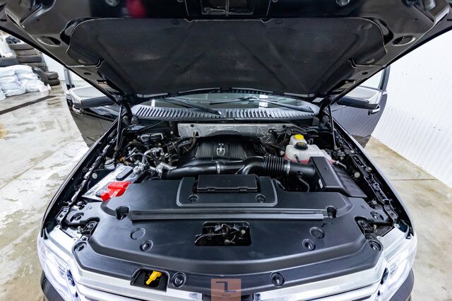 2017 Lincoln Navigator AWD Select Leather Roof Nav BCam Red Deer AB