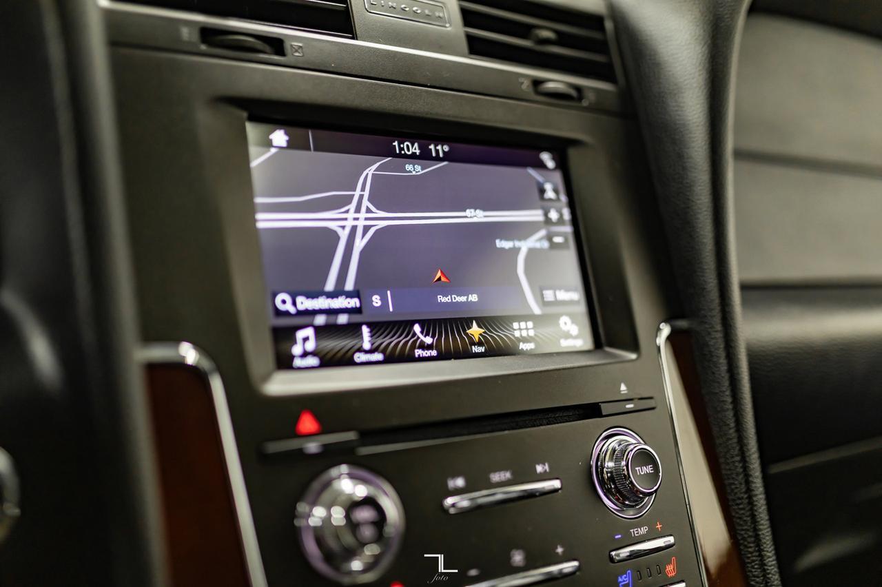 2017 Lincoln Navigator AWD Select Leather Roof Nav BCam Red Deer AB