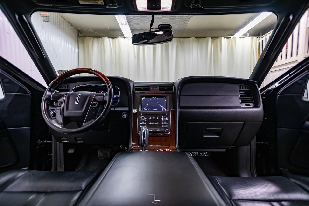 2017 Lincoln Navigator AWD Select Leather Roof Nav BCam Red Deer AB