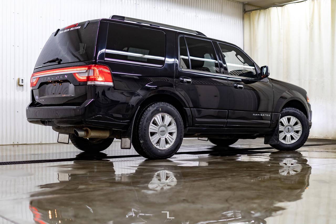 2017 Lincoln Navigator AWD Select Leather Roof Nav BCam Red Deer AB