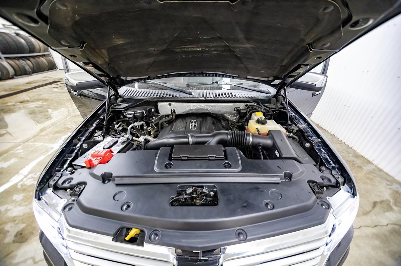 2017 Lincoln Navigator AWD Select Leather Roof Nav BCam Red Deer AB