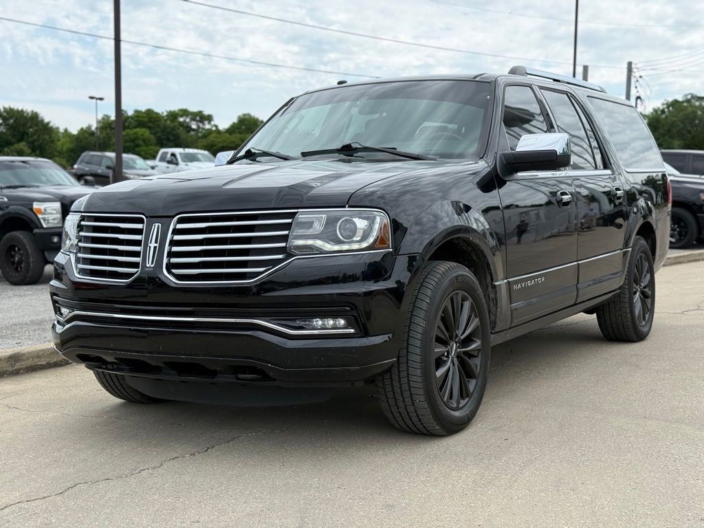 2017 Lincoln Navigator L Select