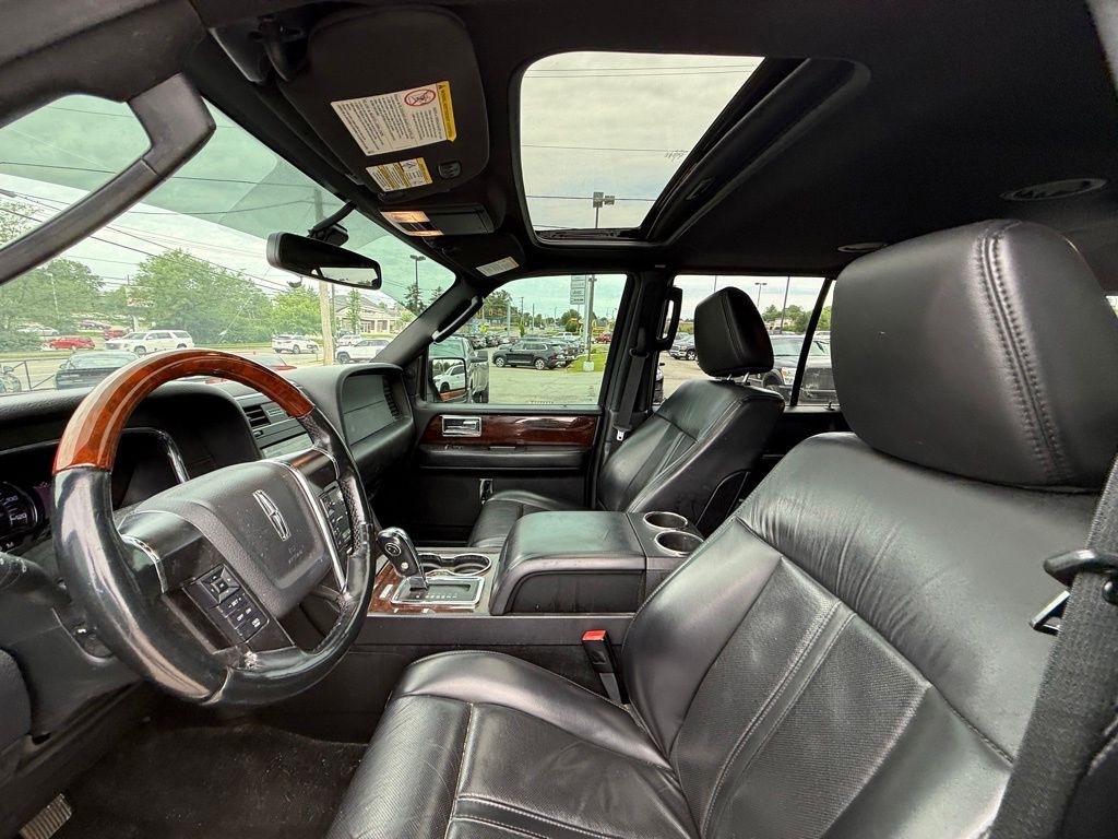 2017 Lincoln Navigator L Select Crestwood KY