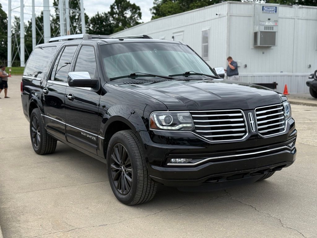 2017 Lincoln Navigator L Select Crestwood KY